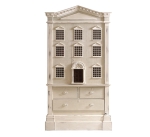  Dolls House