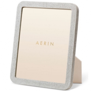    Deluxe. Modern Aerin   