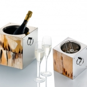 . ¸     Horn & lacquer by Arcahorn Cubic Champagne cooler & ice bucket