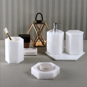   . Alabaster 2     