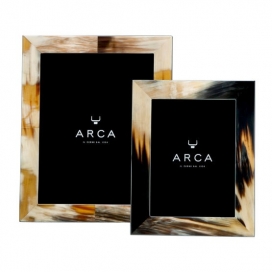Рамки для фотографий Deluxe. Рамки для фотографий Horn & lacquer Ivory by Arcahorn светлые